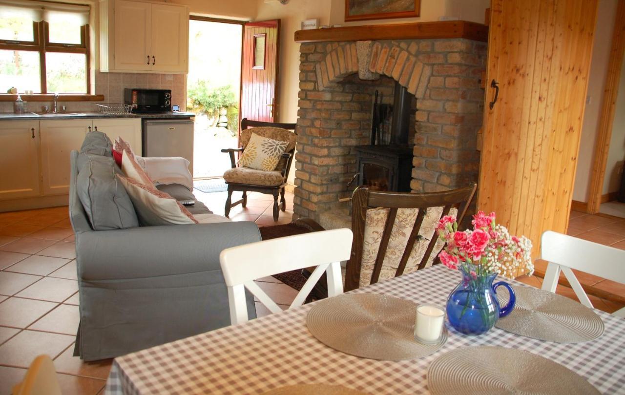 Corriebrack Cottage Hollywood  Экстерьер фото